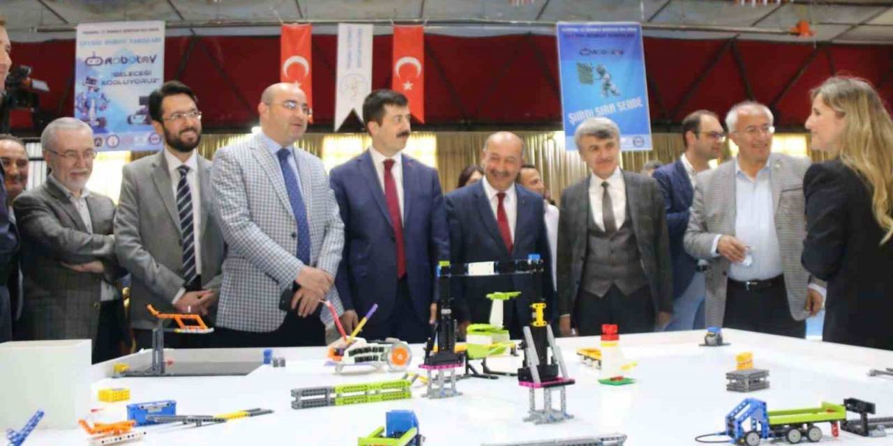 Tavşanlı’da “robotav 2023” İsimli Robot Yarışması