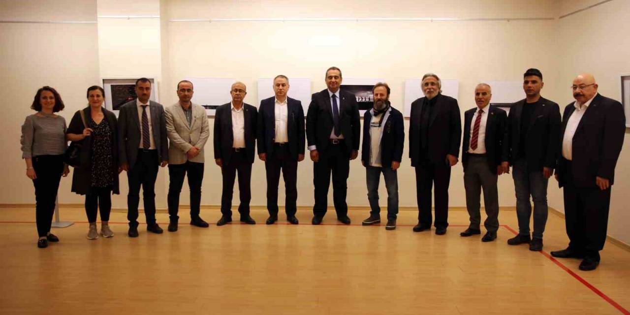 “siyahtan Beyaza Yalnızlıklar” Fotoğraf Sergisi