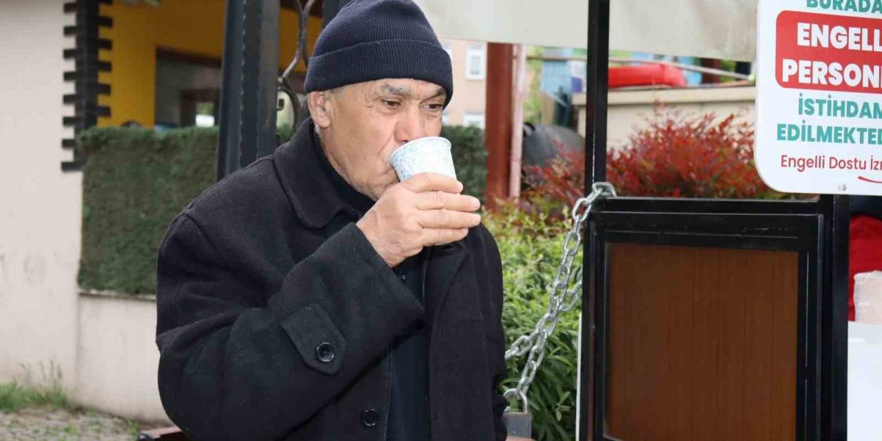 İzmitliler Güne Sıcak Çorbayla Başlıyor