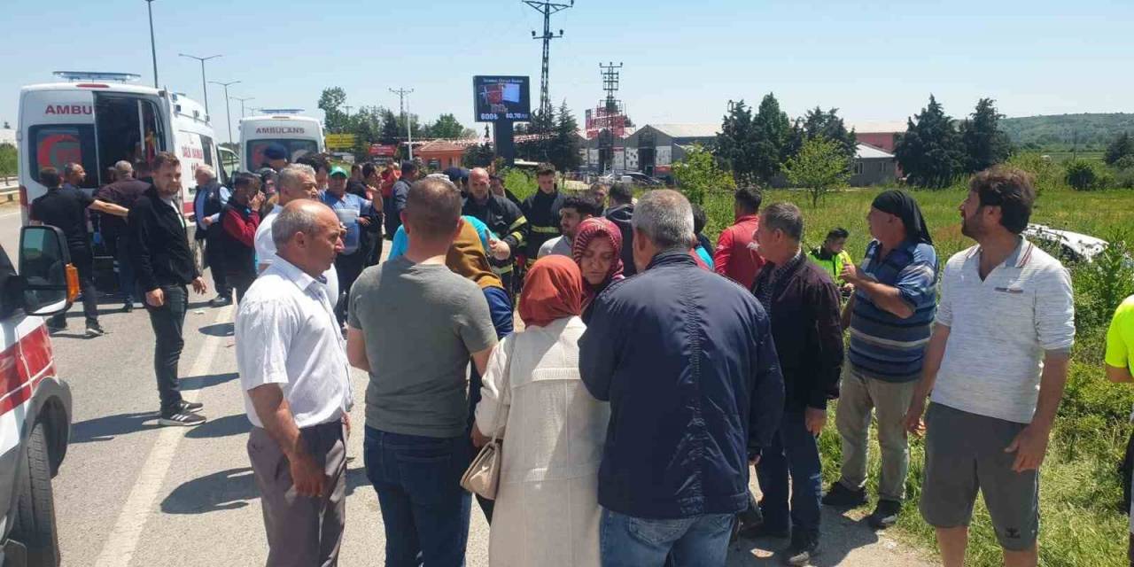 Şarampole Yuvarlanan Otomobilde Aynı Aileden 6 Kişi Yaralandı