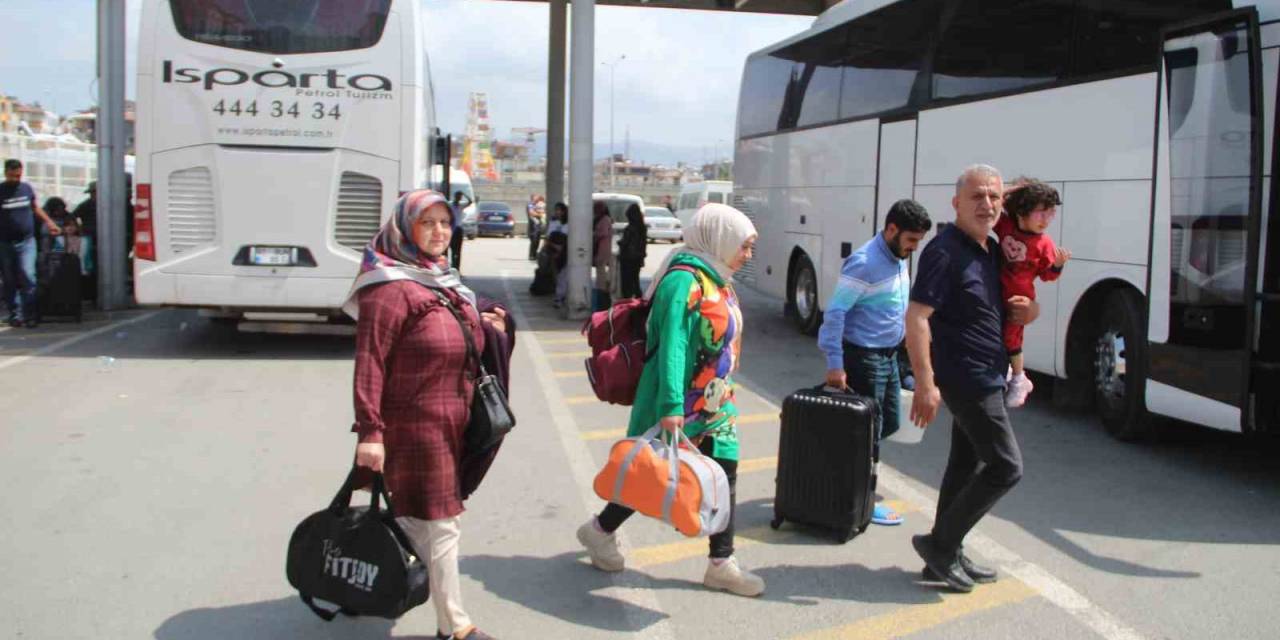 Depremzedeler Oy Kullanmak İçin Hatay’a Geri Dönüyor