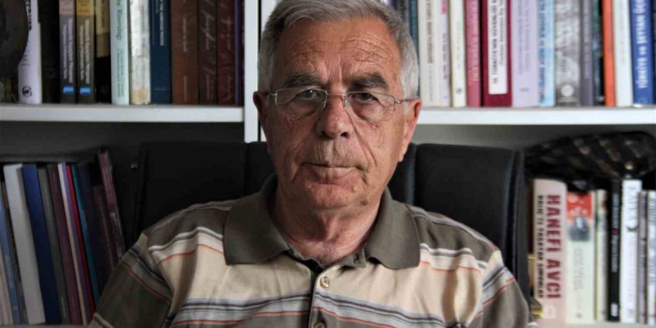 Yer Bilimci Prof. Dr. Bingöl: "bingöl’ün Yedisu Bölgesinde 7 Büyüklüğünde Deprem Bekliyoruz"