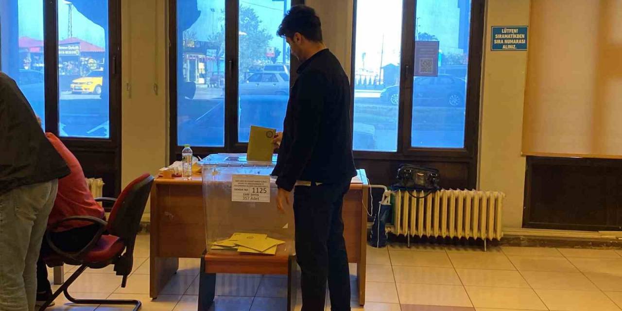 Zonguldak’ta Oy Verme İşlemi Başladı