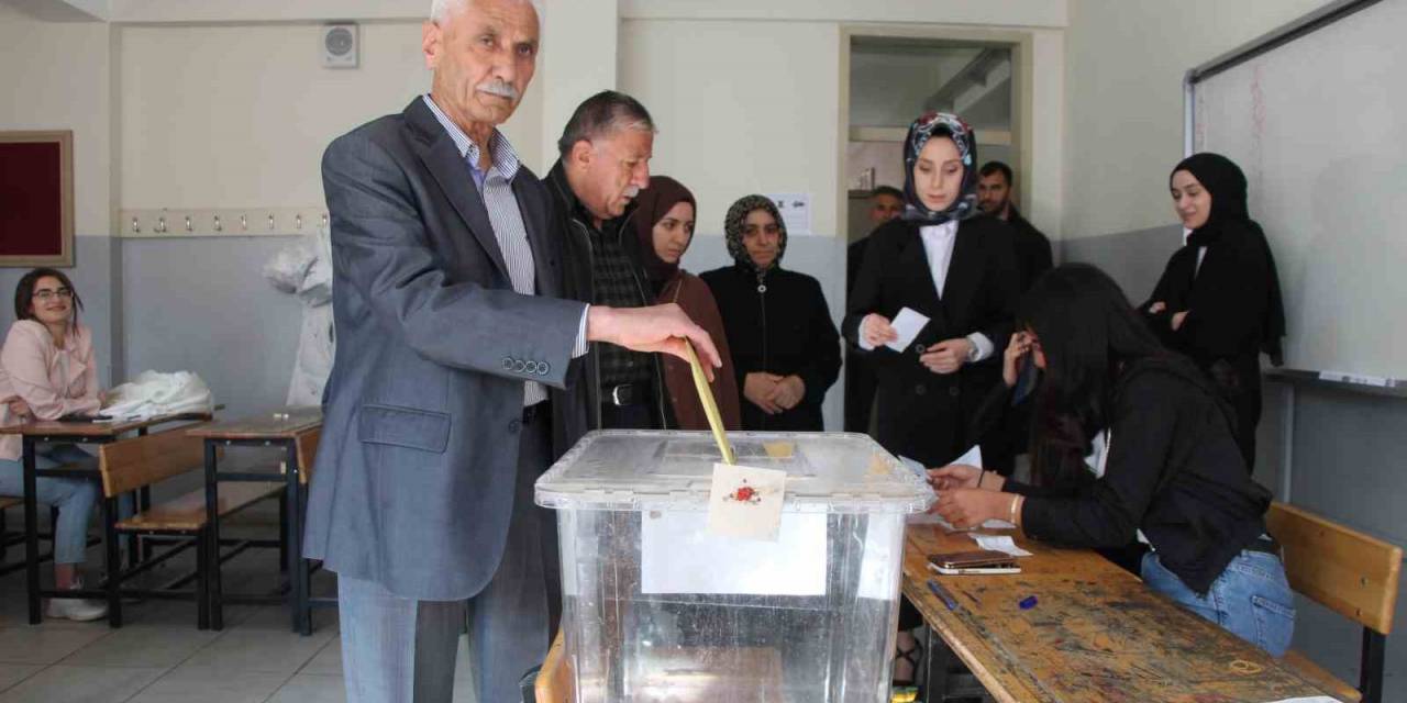 Bingöl’de Oy Kullanım İşlemi Başladı