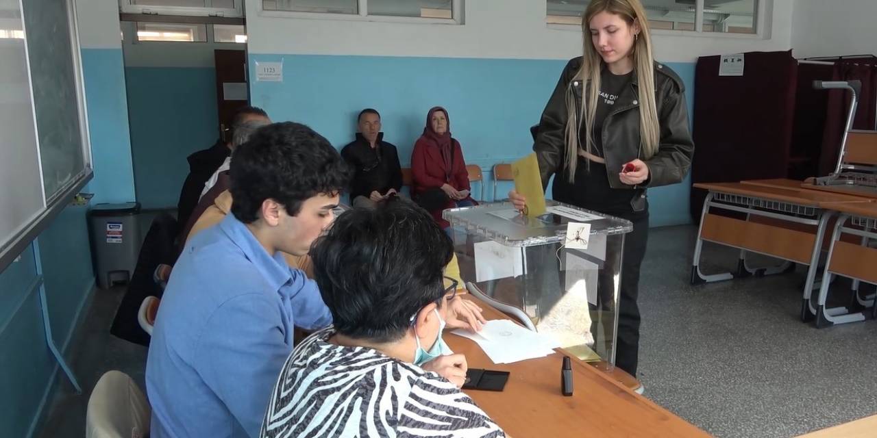 Kırıkkale’de Vatandaşlar Sandık Başına Gidiyor
