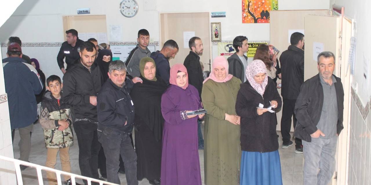 Nüfusu En Az Olan İlde Oy Verme İşlemi Sabah Erken Saatlerde Başladı