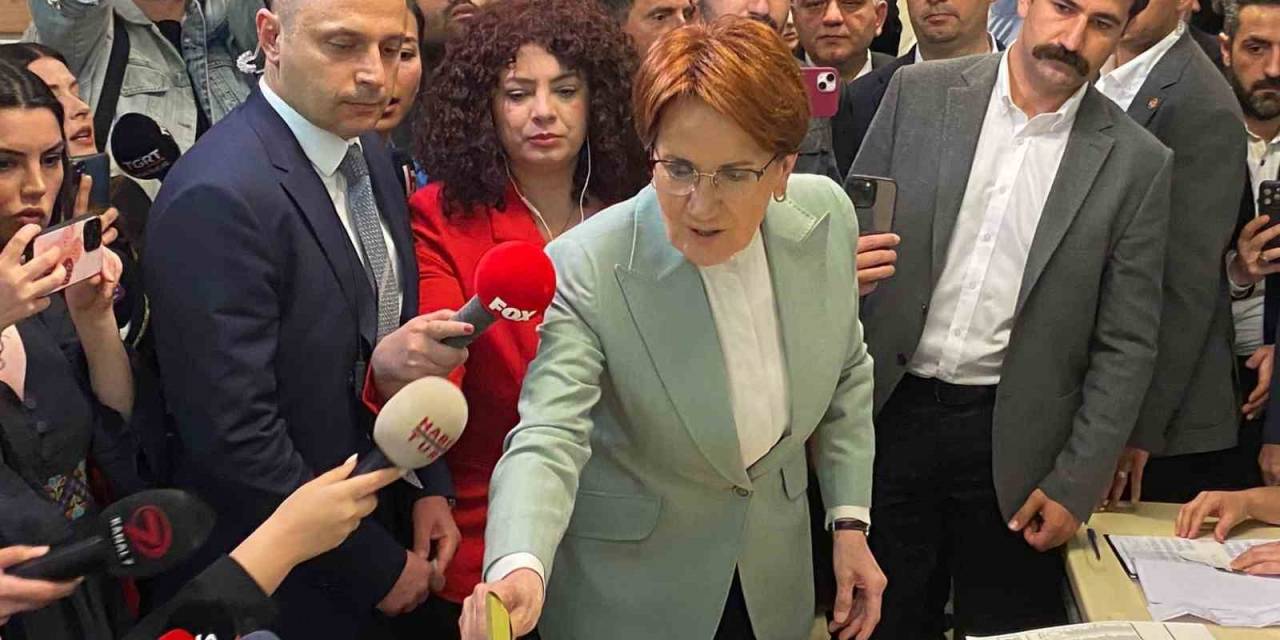 İyi Parti Genel Başkanı Akşener Oyunu Üsküdar’da Kullandı