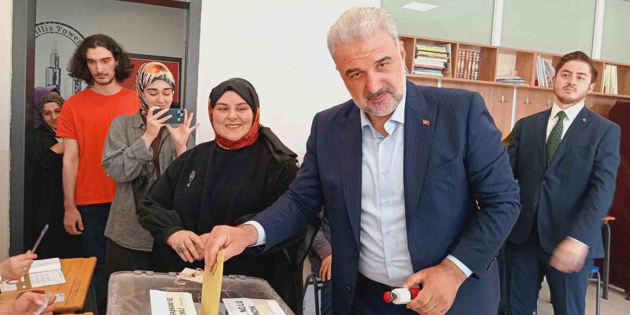 Ak Parti İstanbul İl Başkanı Kabaktepe Oyunu Başakşehir’de Kullandı