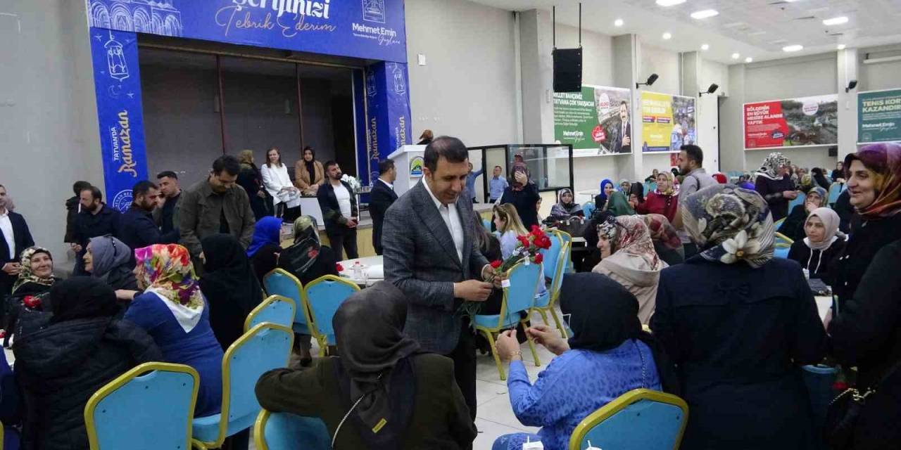 Tatvan’da Anneler Günü Etkinliği Düzenlendi