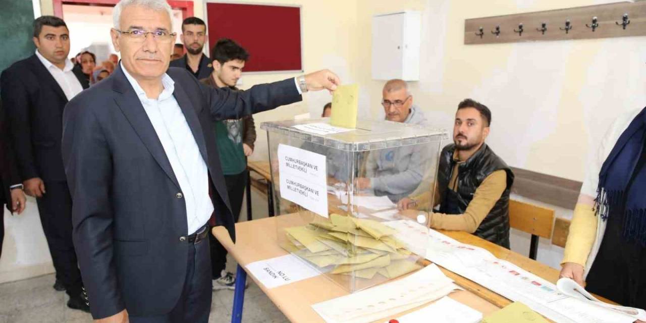 Başkan Güder Oyunu Kullandı