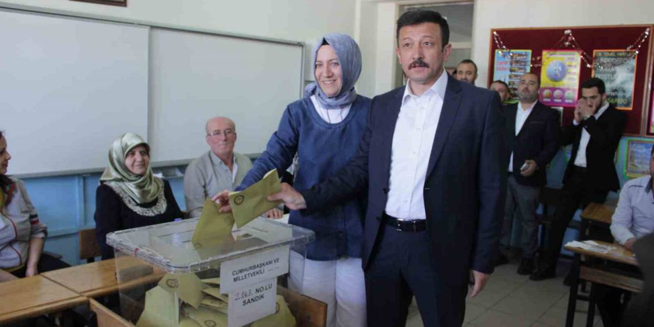 Ak Partili Dağ, Oyunu Kullandı