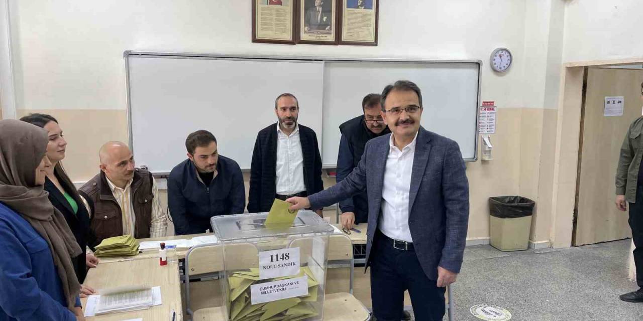 Çankırı Valisi Abdullah Ayaz Oyunu Kullandı