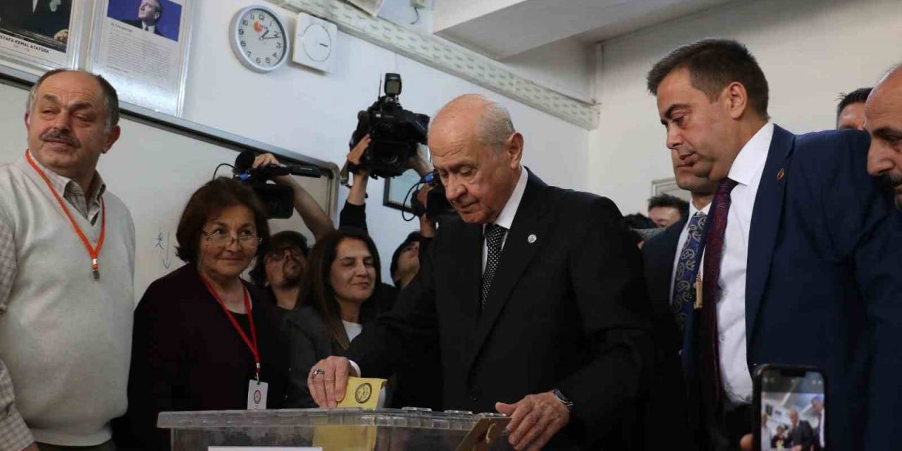 Mhp Genel Başkanı Bahçeli Oyunu Ankara’da Kullandı