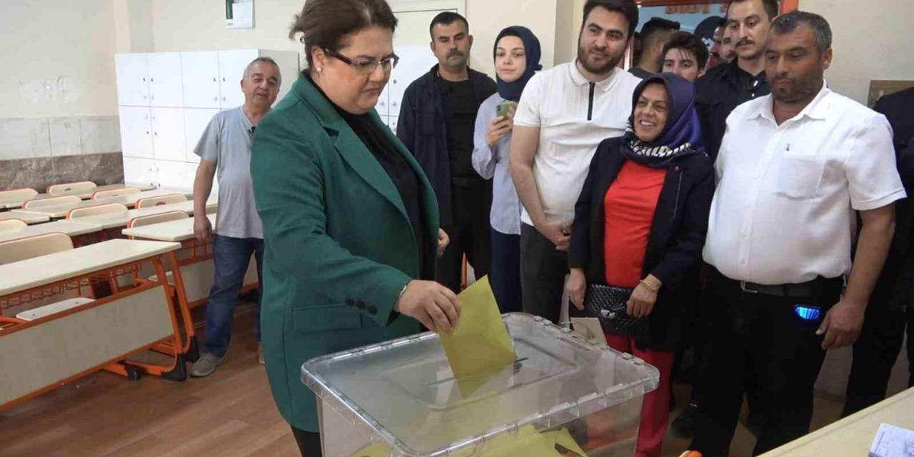 Bakan Yanık: "inşallah Türkiye Yüzyılını Hep Birlikte İnşa Edeceğiz’’