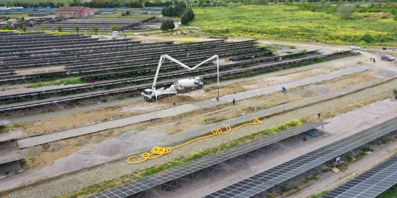 Şehrin Yeni Enerji Kaynağı Karaman Ges İçin Son Paneller Kuruluyor