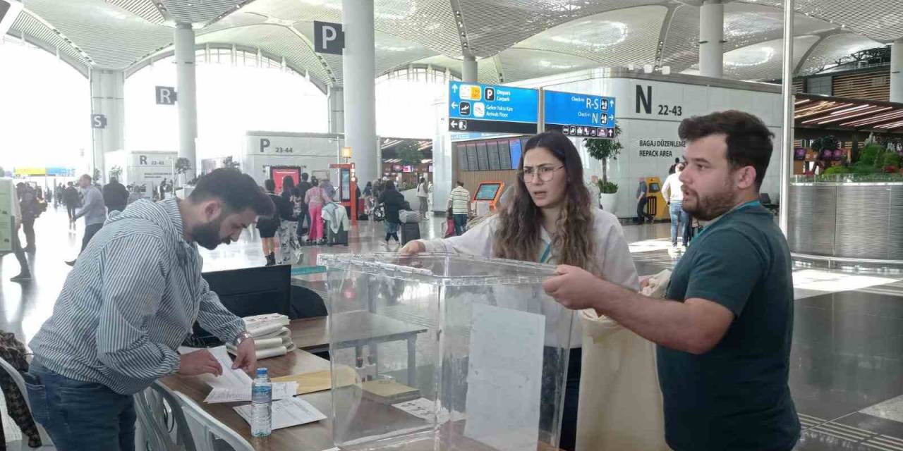 İstanbul Havalimanı’nda Seçim Yoğunluğu: 20 Bin Vatandaş Oy Kullandı