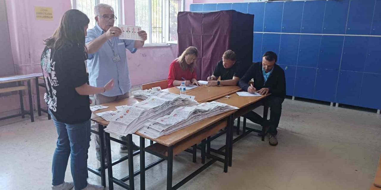 Gaziantep’te Oy Verme İşlemi Bitti, Sayım Başladı