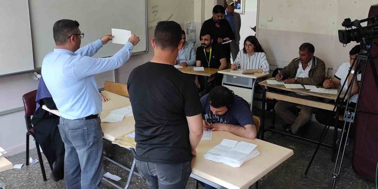 Bakan Bozdağ’ın Oy Kullandığı Sandıktan Erdoğan’a Kılıçdaroğlu’nun İki Katı Oy Çıktı