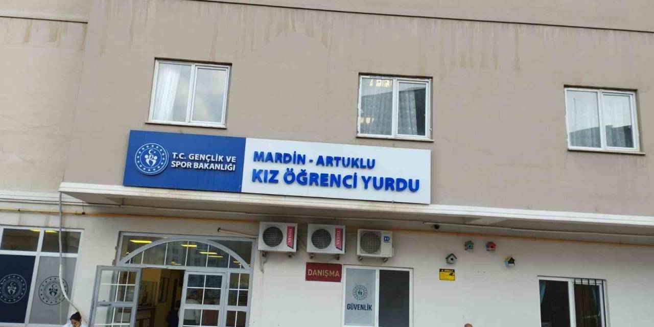 Mardin’de Kyk Yurdunda Kalan Depremzedeler: "allah, Devletimizden Razı Olsun, Depremi Unutturdular Bize"