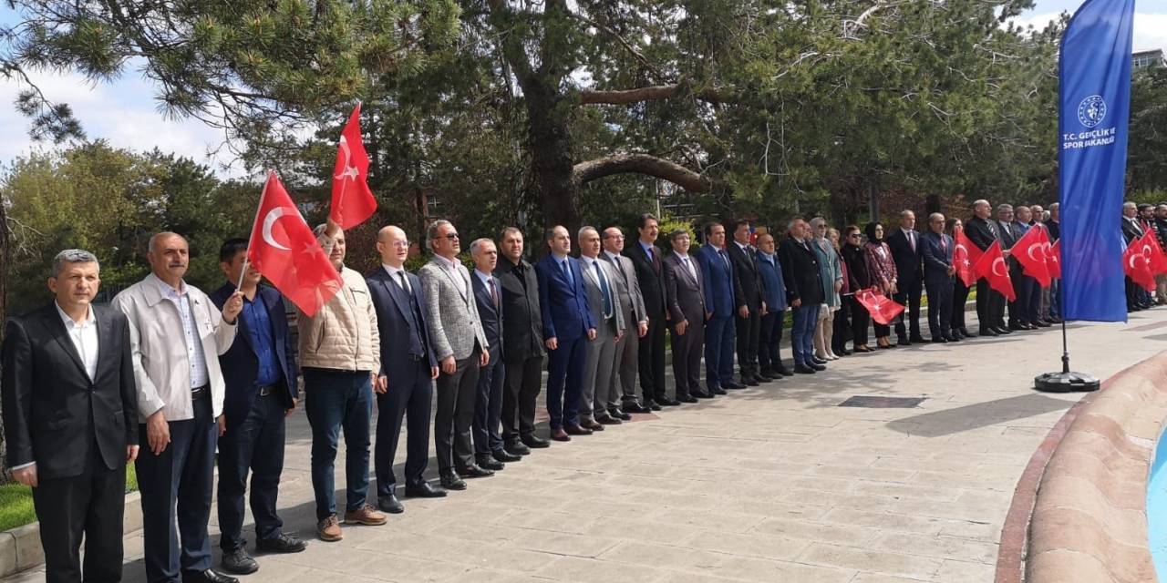 Gençlik Haftası Başladı