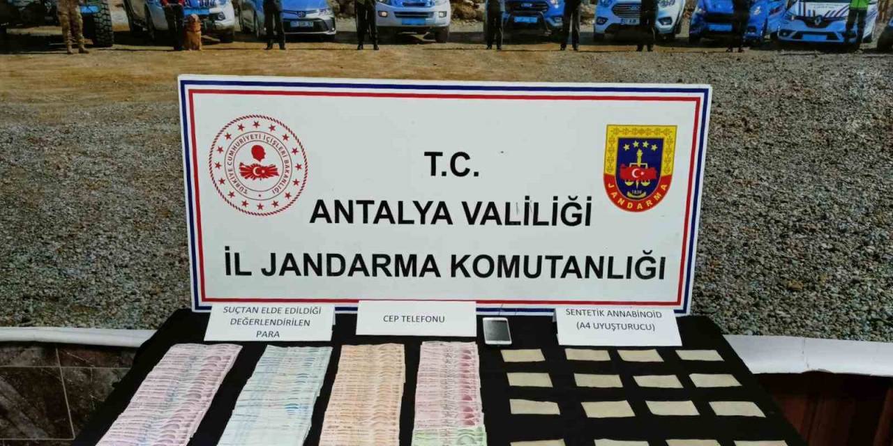 Uyuşturucu Satışından Elde Edilen 25 Bin 780 Tl Nakit Para Ele Geçirildi