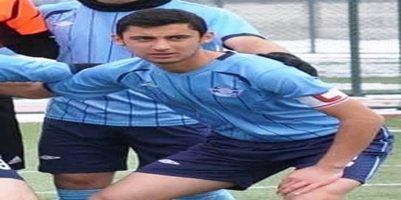 Halı Sahada Kalp Krizi Geçiren Okul Müdürü Hayatını Kaybetti