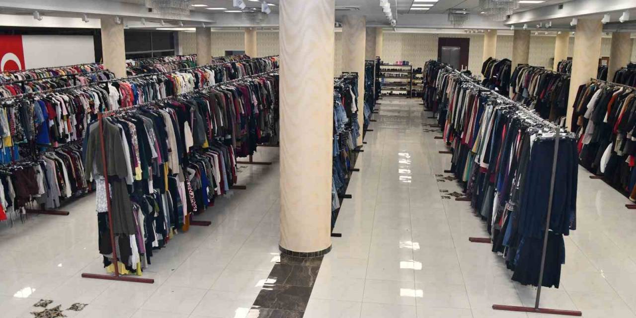 Depremzedelerin Yararlandığı Yenişehir Belediyesi Giysi Evi Yeniden Açılıyor