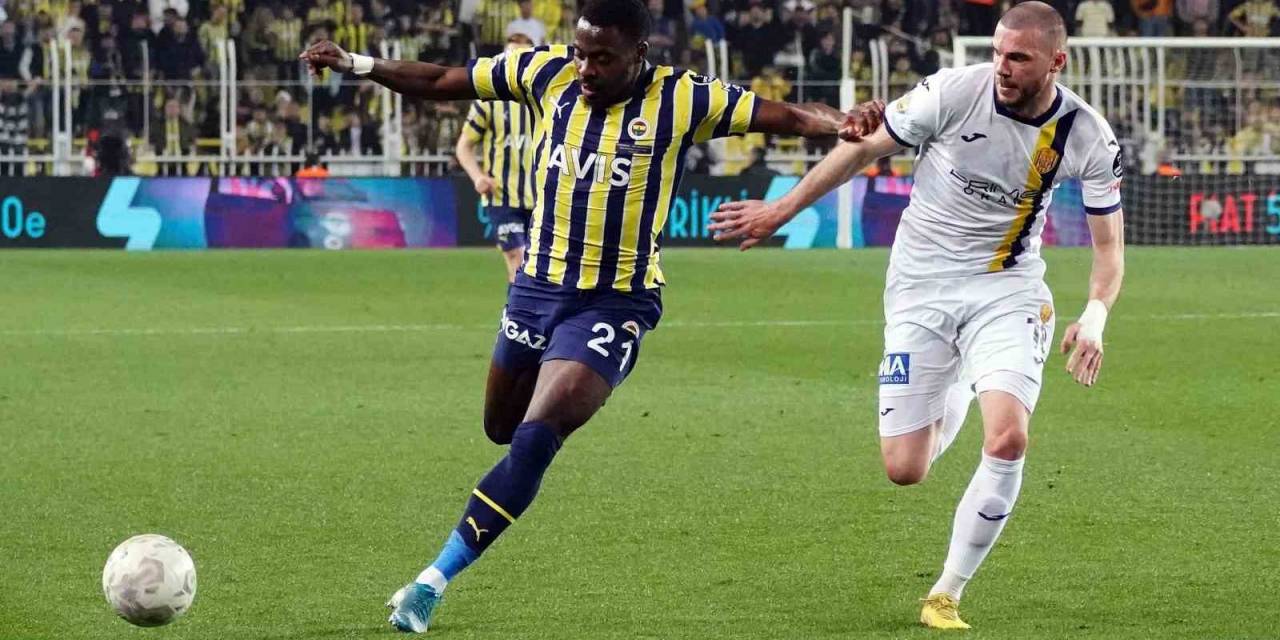 Fenerbahçe’ye Bright Osayi Samuel’den Kötü Haber