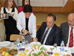 Yöresel Yemekler Sergisi
