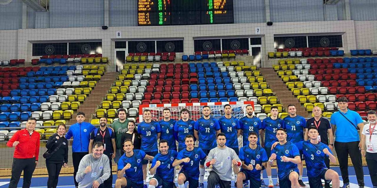 Seyhan Belediyespor Hentbolda Süper Lige Koşuyor