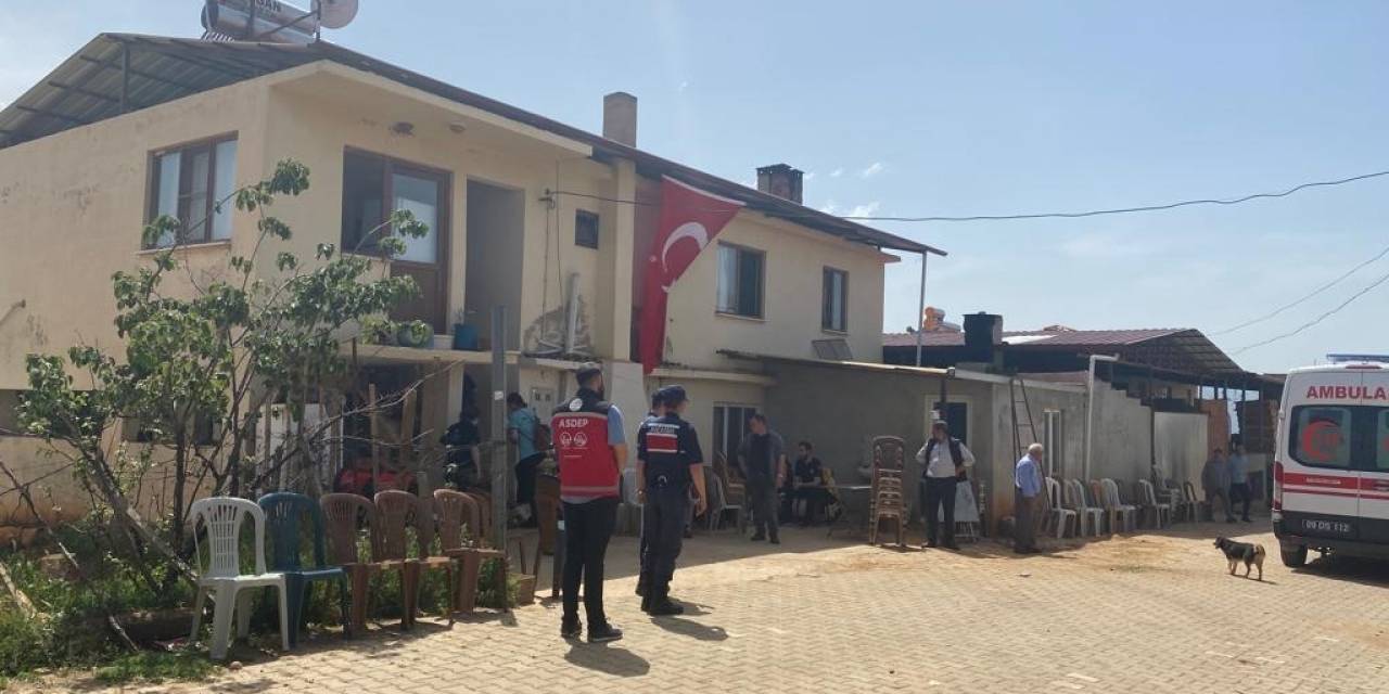 Şehit Düşen Jandarma Komando İlhan’ın Aydın’daki Eşine Acı Haber Ulaştırıldı