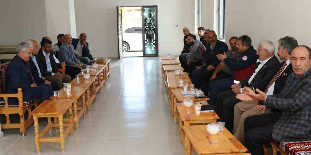 Elazığ’da Çiftçi Bilgilendirme Toplantıları Sürüyor