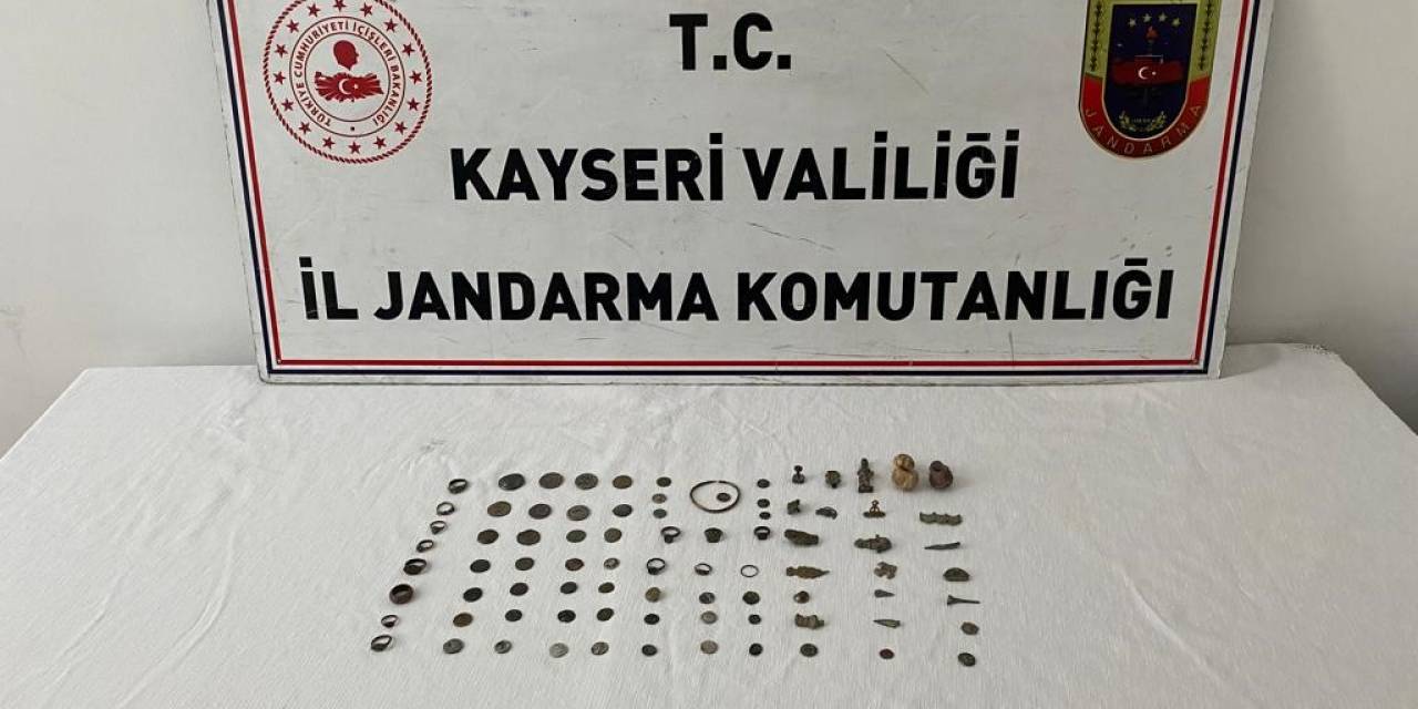 Bizans Ve Roma Dönemine Ait Tarihi Eserler Ele Geçirildi