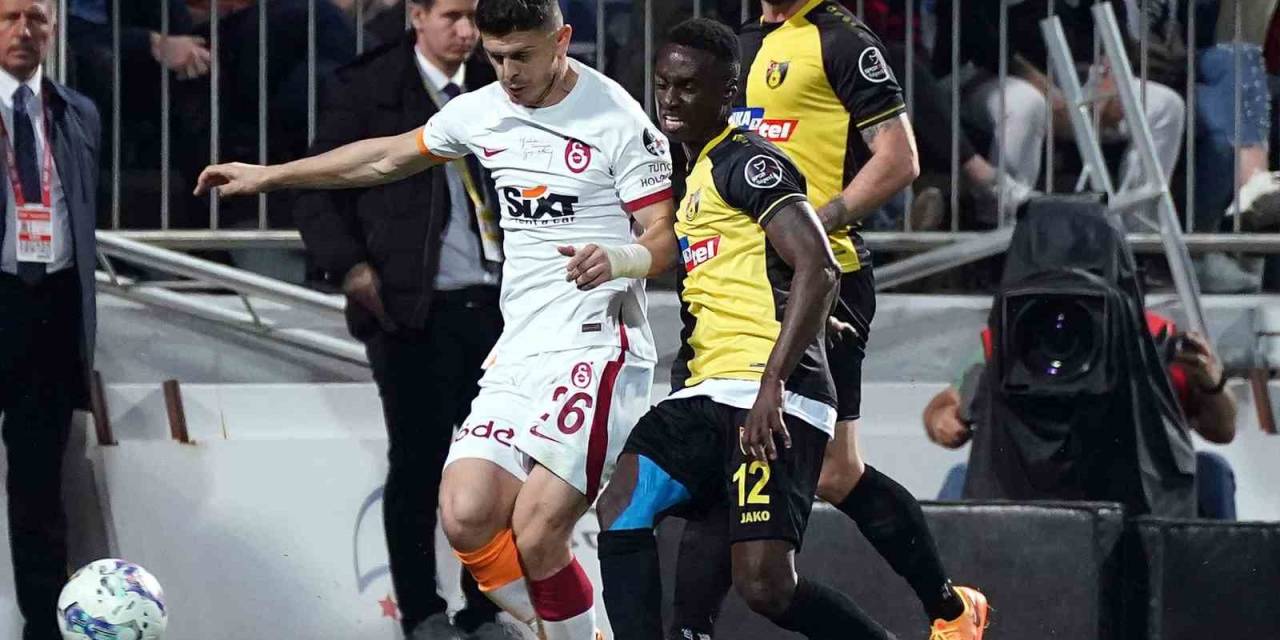 Spor Toto Süper Lig: İstanbulspor: 0 - Galatasaray: 2 (maç Sonucu)