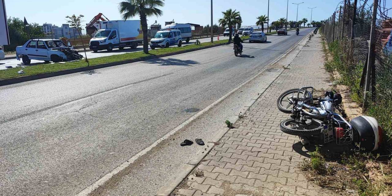 Yakınlarına Çarpan Otomobil Sürücüsüne Kurşun Yağdırdı