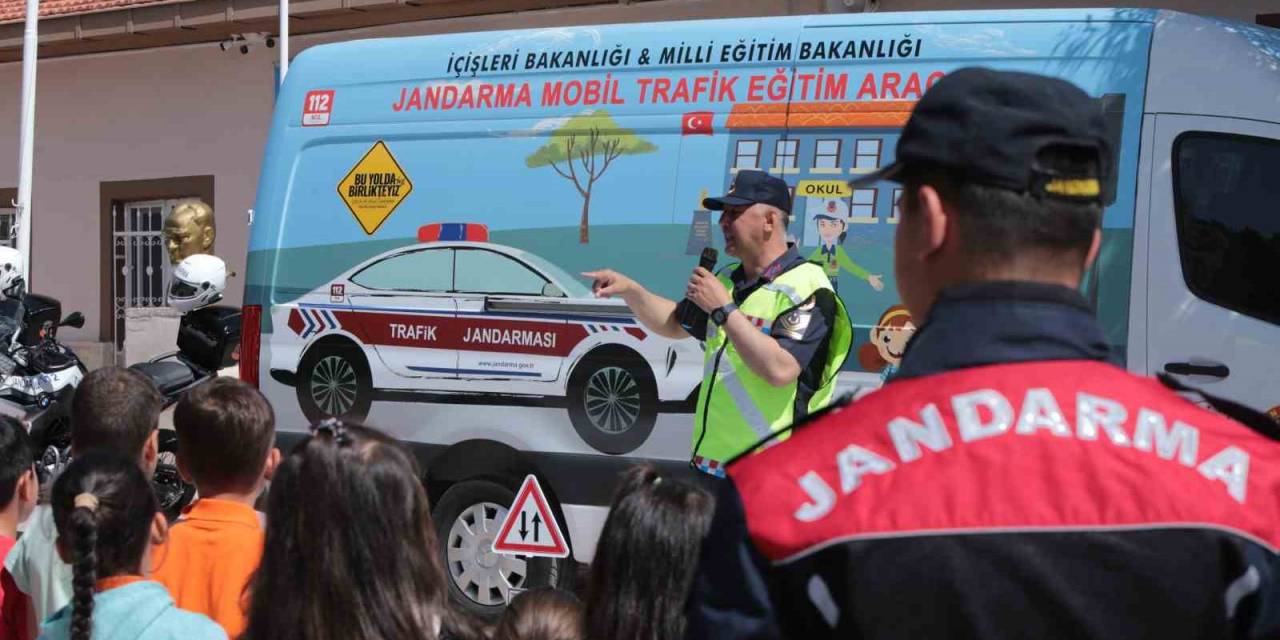Ders Zili Bu Sefer Jandarma Ekiplerinin Eğitimi İçin Çaldı