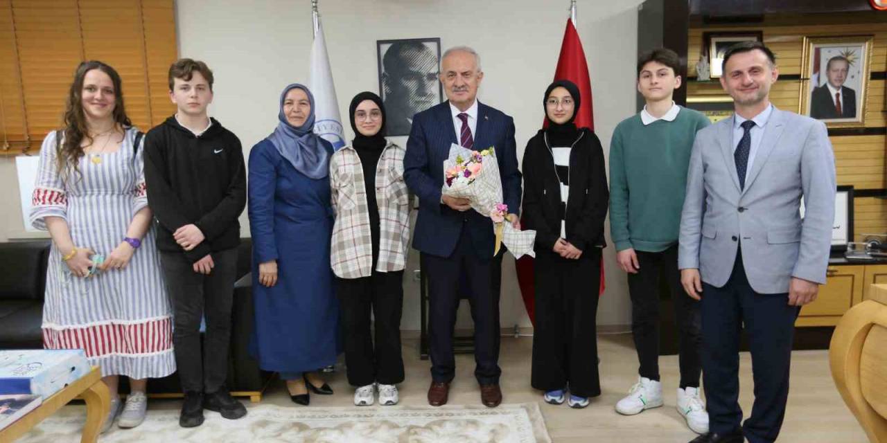 Başkan Aygün: "gençlerimiz Türkiye Yüzyılı’nın Mimarı Olacak"