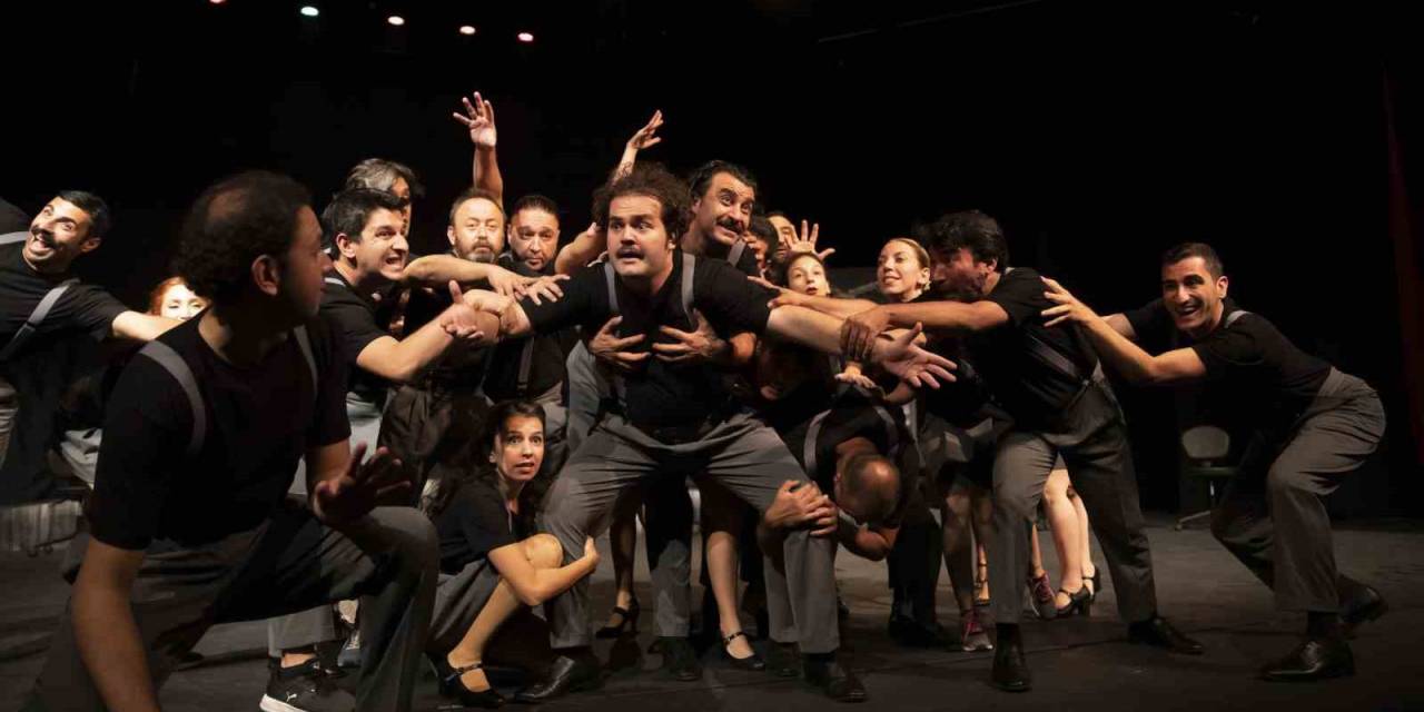 Mersin Büyükşehir Tiyatrosu’na 2 Ödül