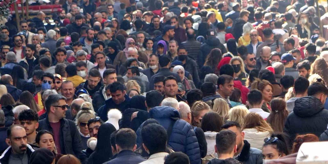 İlk Çeyrekte Mevsim Etkisinden Arındırılmış İşsizlik Oranı Yüzde 9,9 Seviyesinde Gerçekleşti