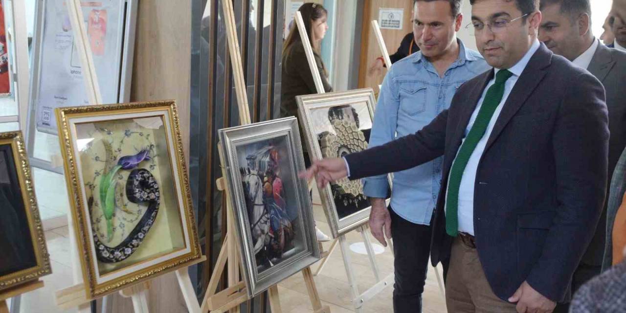 Muş’ta Yılsonu Sergisi