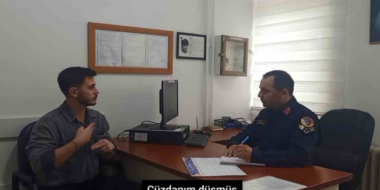 Jandarmaya İşaret Dili Eğitimi