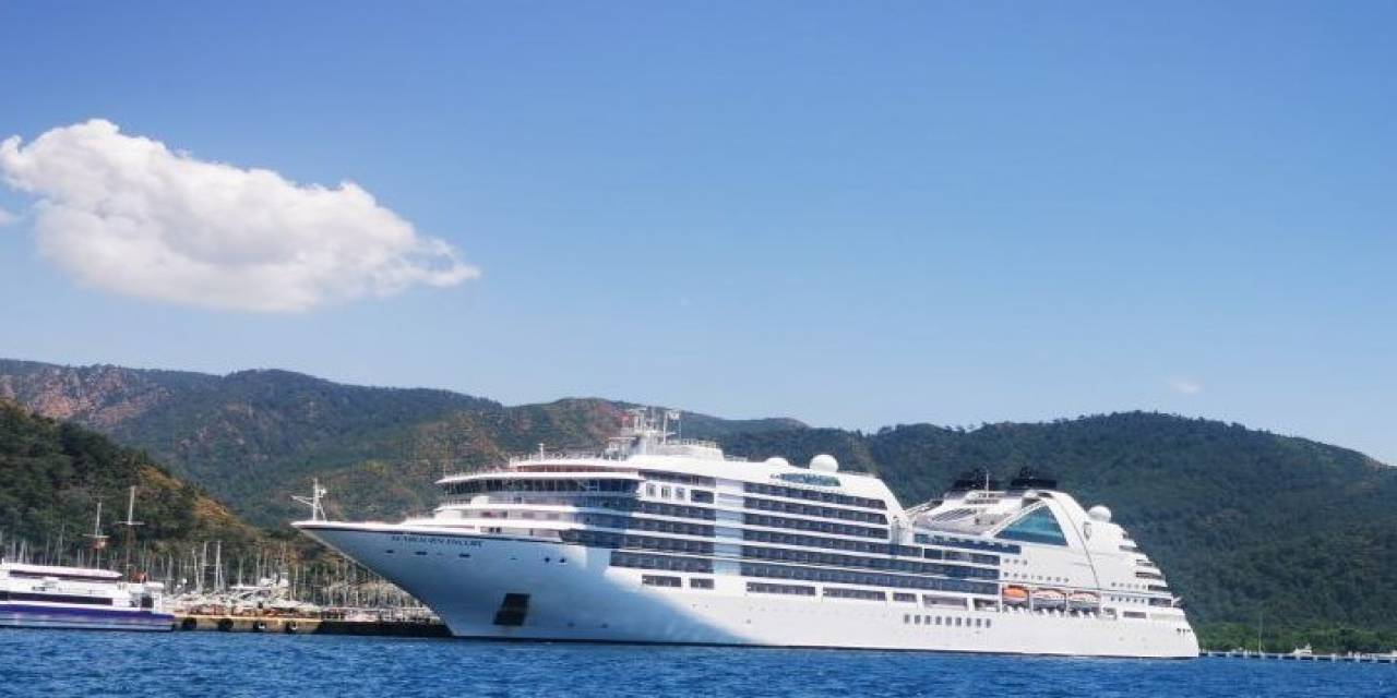 Marmaris’e 480 Yolculu Kruvaziyer Gemisi Demir Attı
