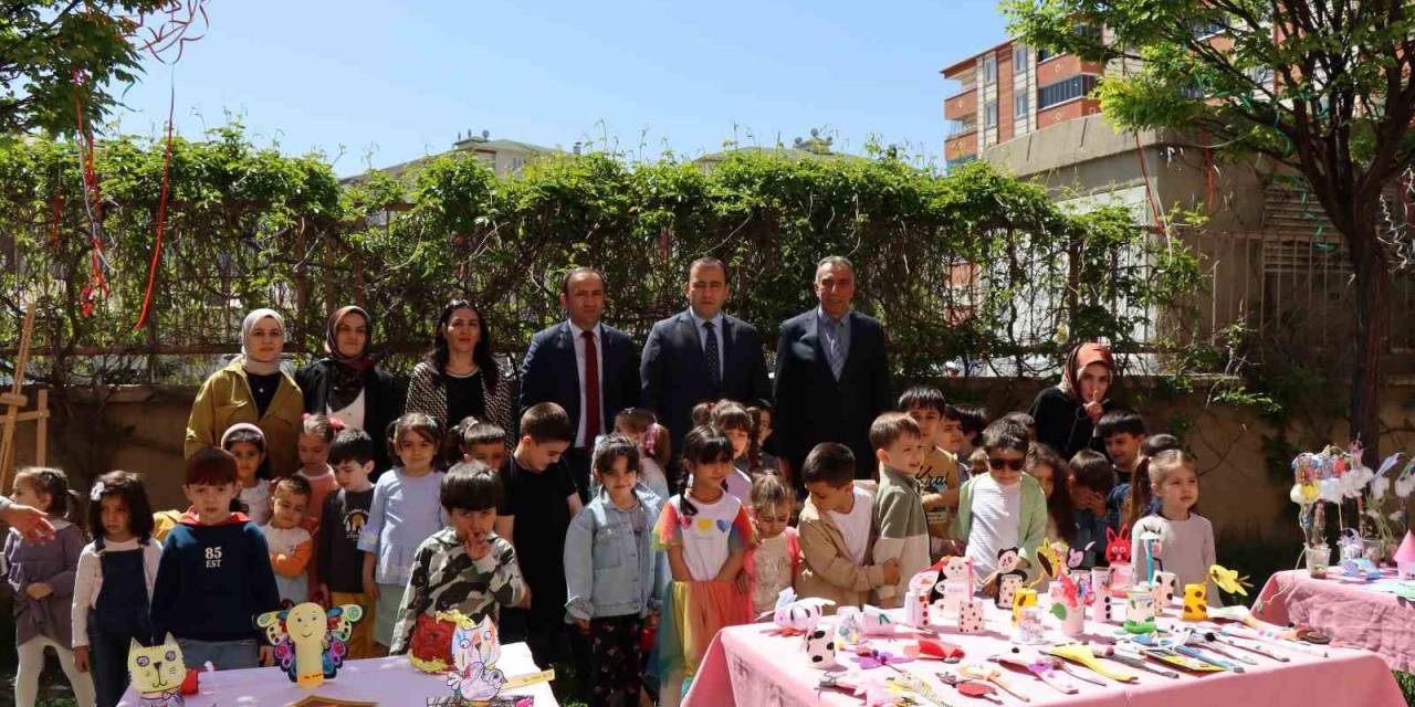 Yıl Sonu Sergisinden Elde Edilecek Geliri Depremzedelere Gönderecekler
