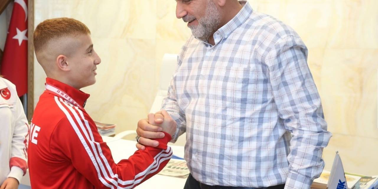 Canik Belediyesi Gençleri Geleceğe Hazırlanıyor