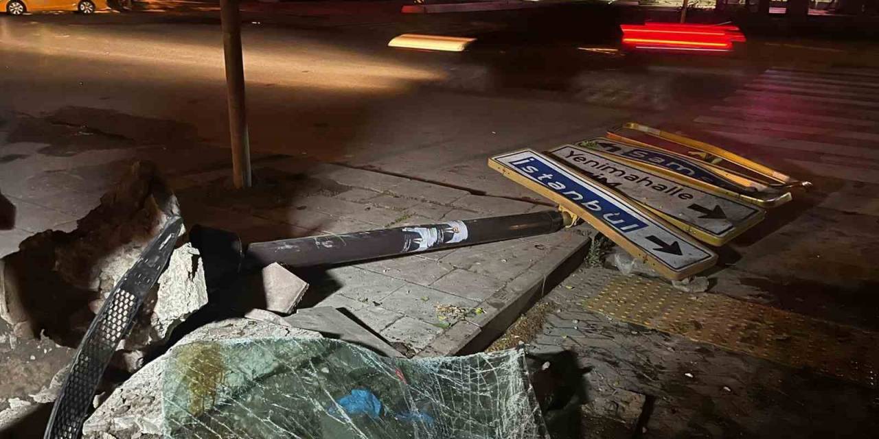 Ankara’da İki Otomobil Çarpıştı: 1 Ölü, 1 Yaralı