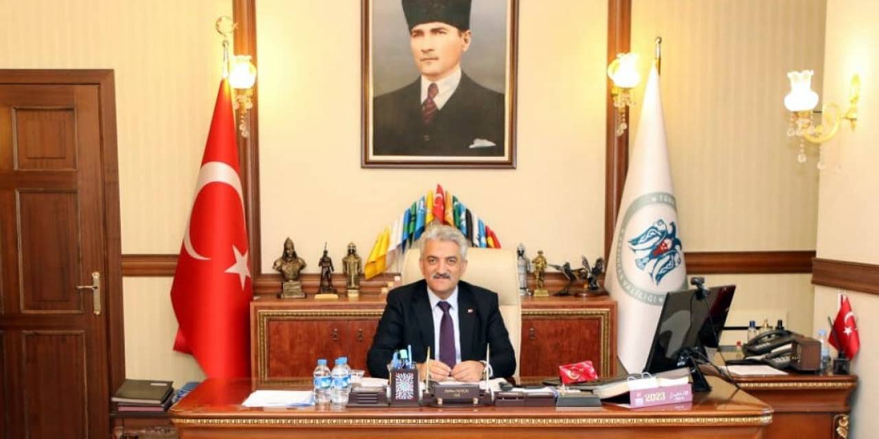 Vali Makas: “19 Mayıs, Türkiye Cumhuriyeti’nin Temellerinin Atıldığı Bir Diriliş Ve Şahlanış Destanıdır”