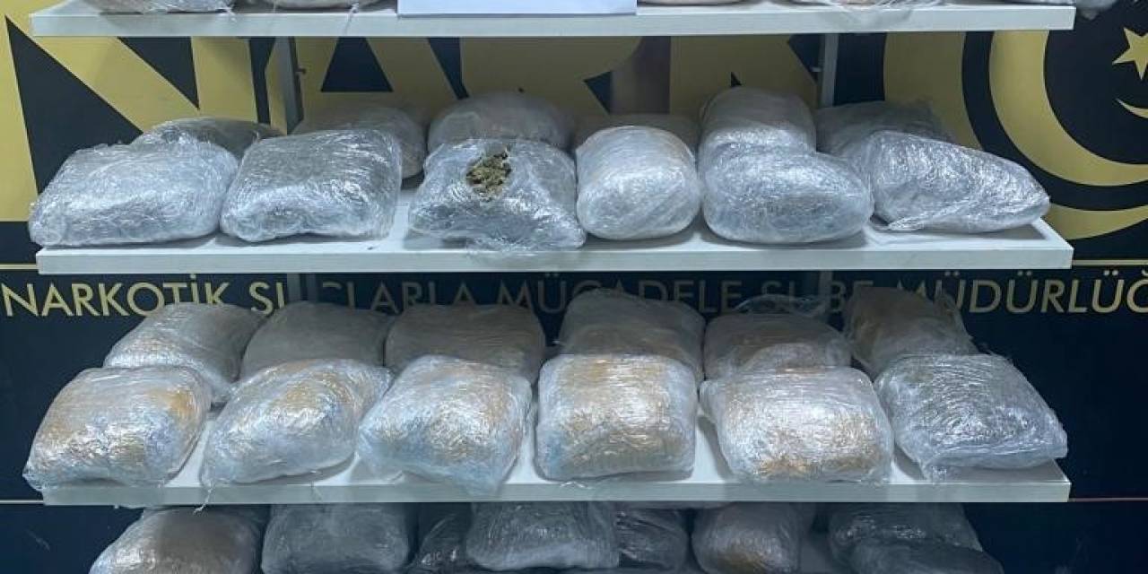 3 Kuzen 34 Kilo Uyuşturucu İle Yakalanıp Tutuklandı