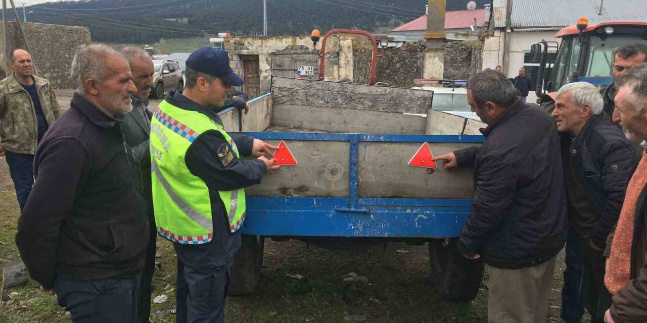 Jandarmadan Reflektör Uyarısı