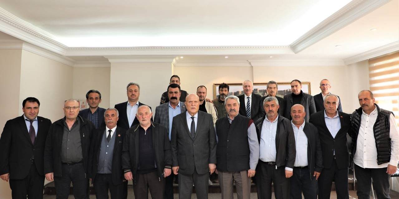 Başkan Pekmezci, Muhtarların Taleplerini Dinledi