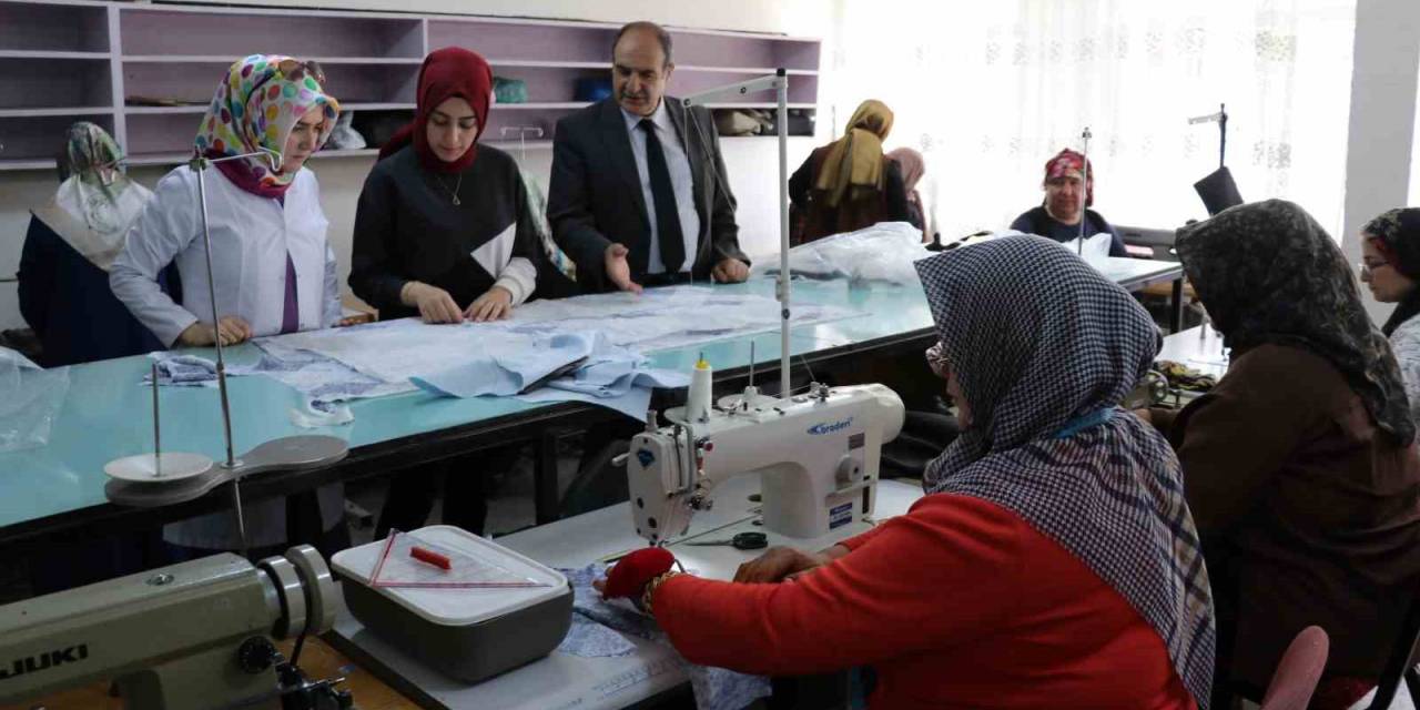 Vanlı Kadınlar Hem Kursları İle Mutlu